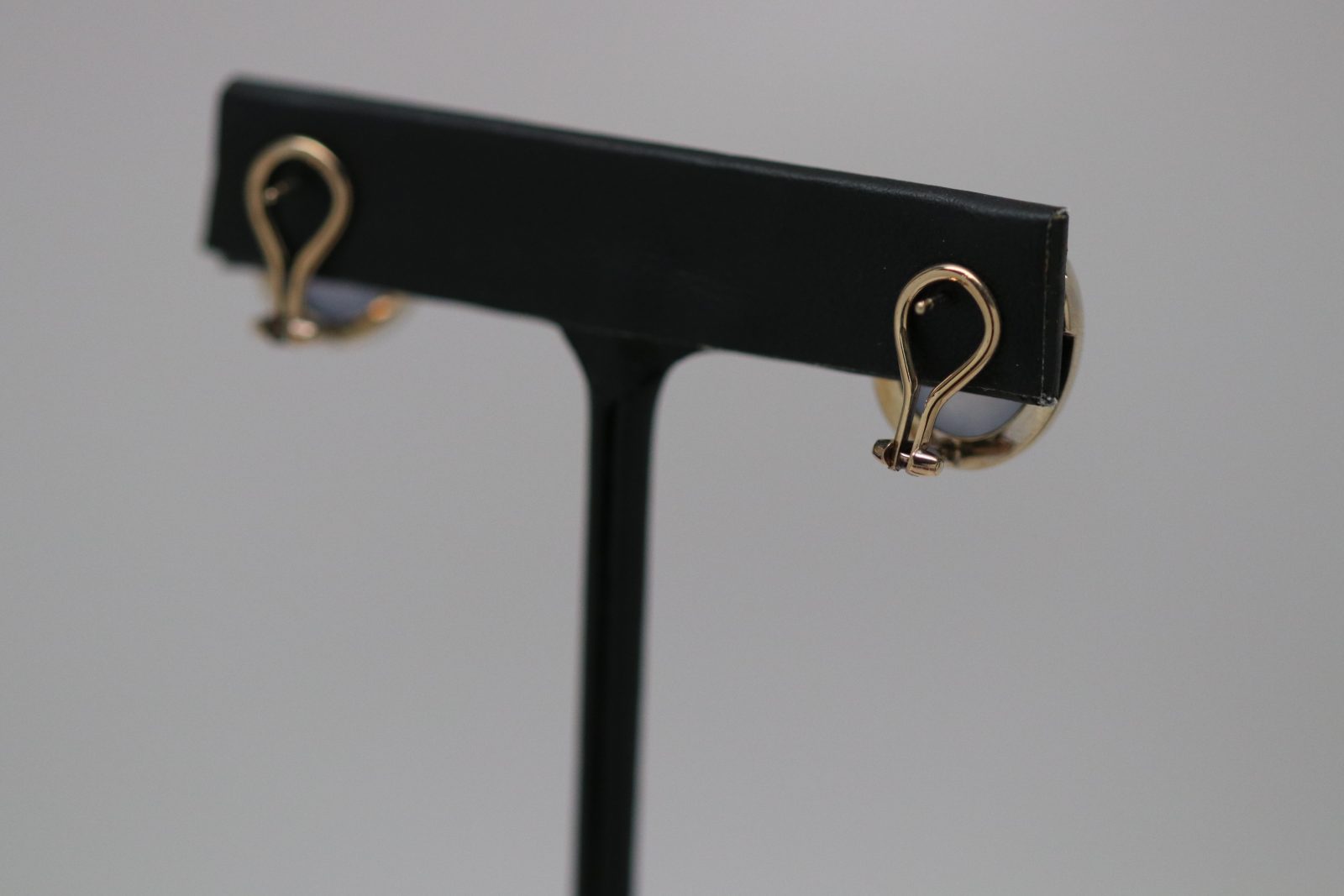 18K White Gold Chalcedony Omega Earrings - Image 3