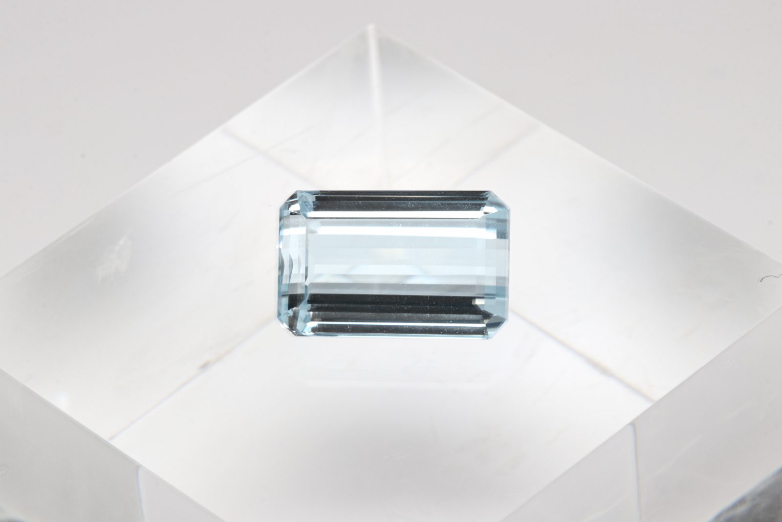 23.88 Carat Emerald-Cut Topaz – Loose Stone - Image 2